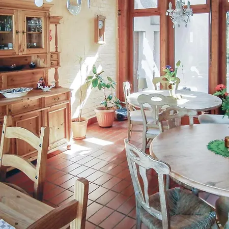 Ferienhaus Nine-bedroom In Petershagen Ot *