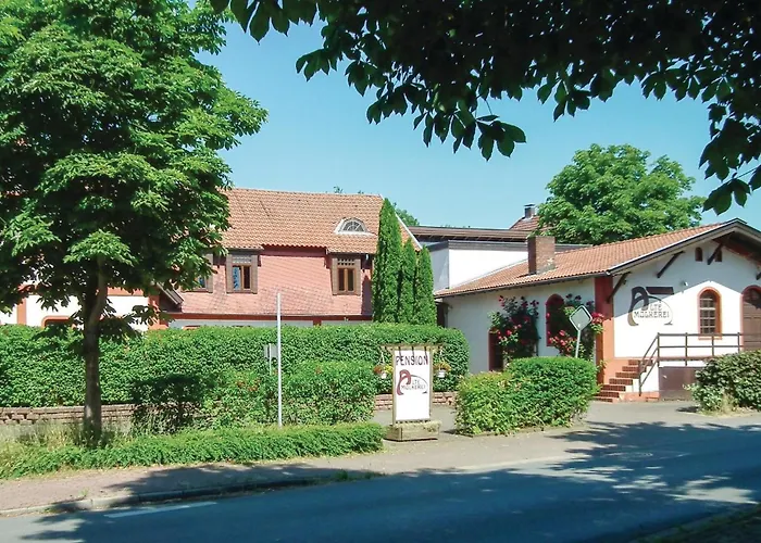 Dom wakacyjny Nine-bedroom In Petershagen Ot *